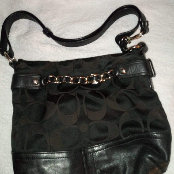 Shoulder bags - Picture 8 of 8